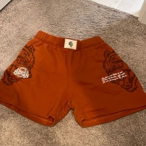 Wolves orange cotton shorts size Large